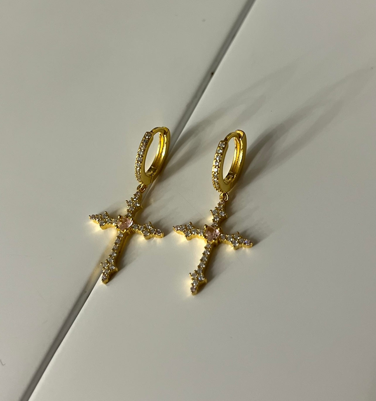 Orecchini oro e zirconi