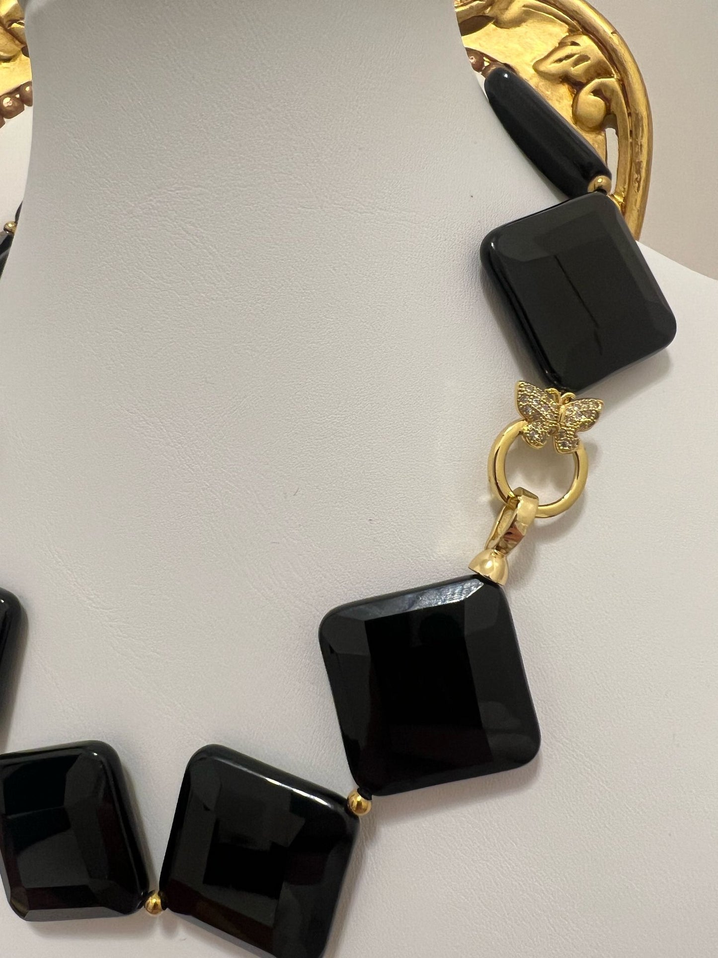 Collana nera in onice