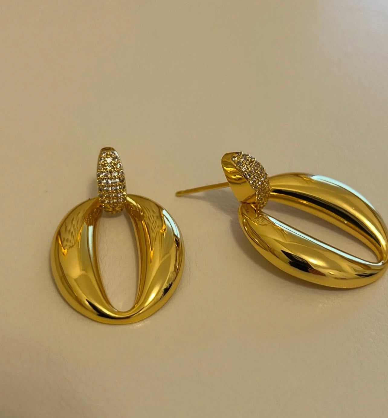 Orecchini e  zirconi