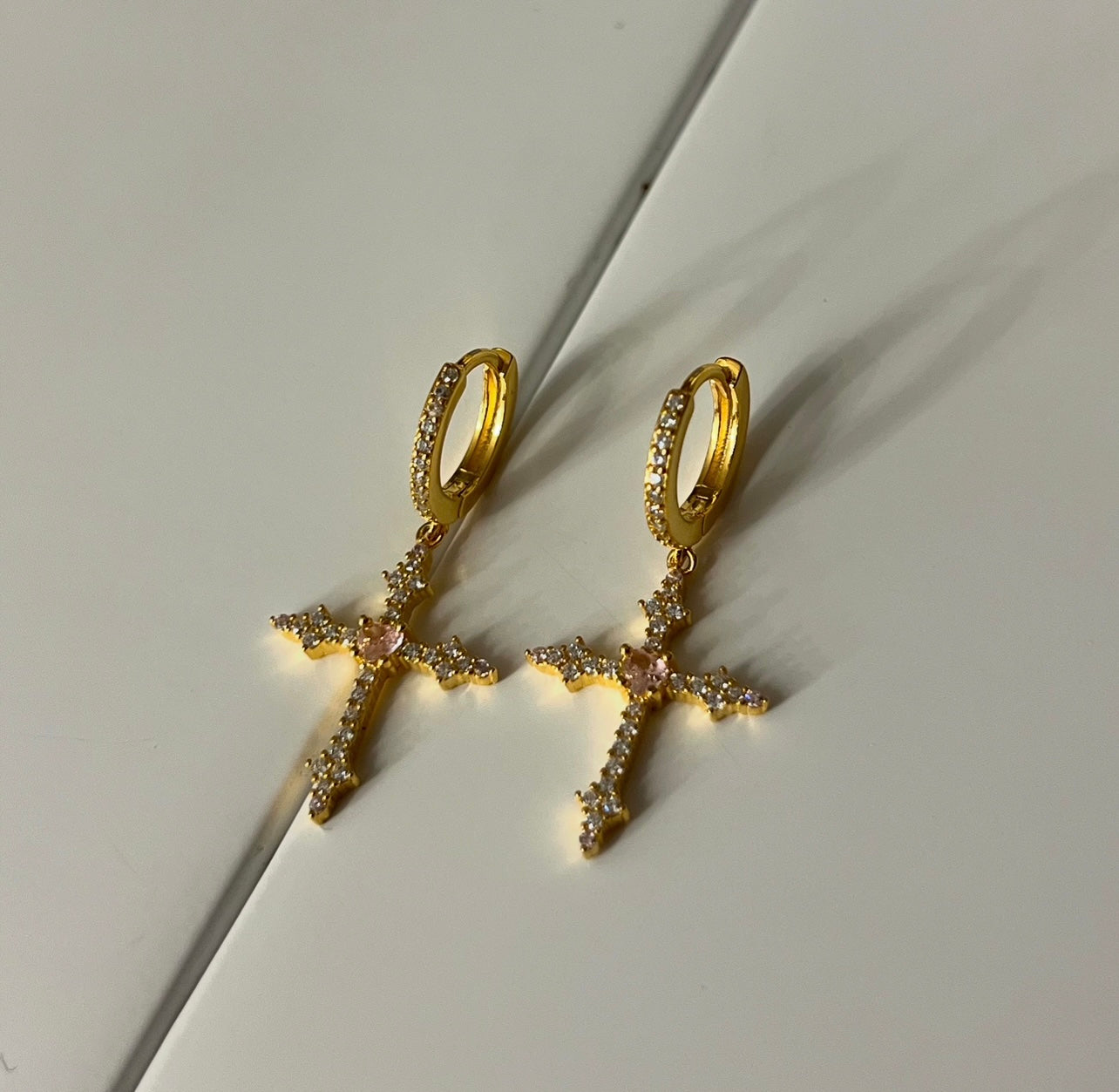 Orecchini oro e zirconi