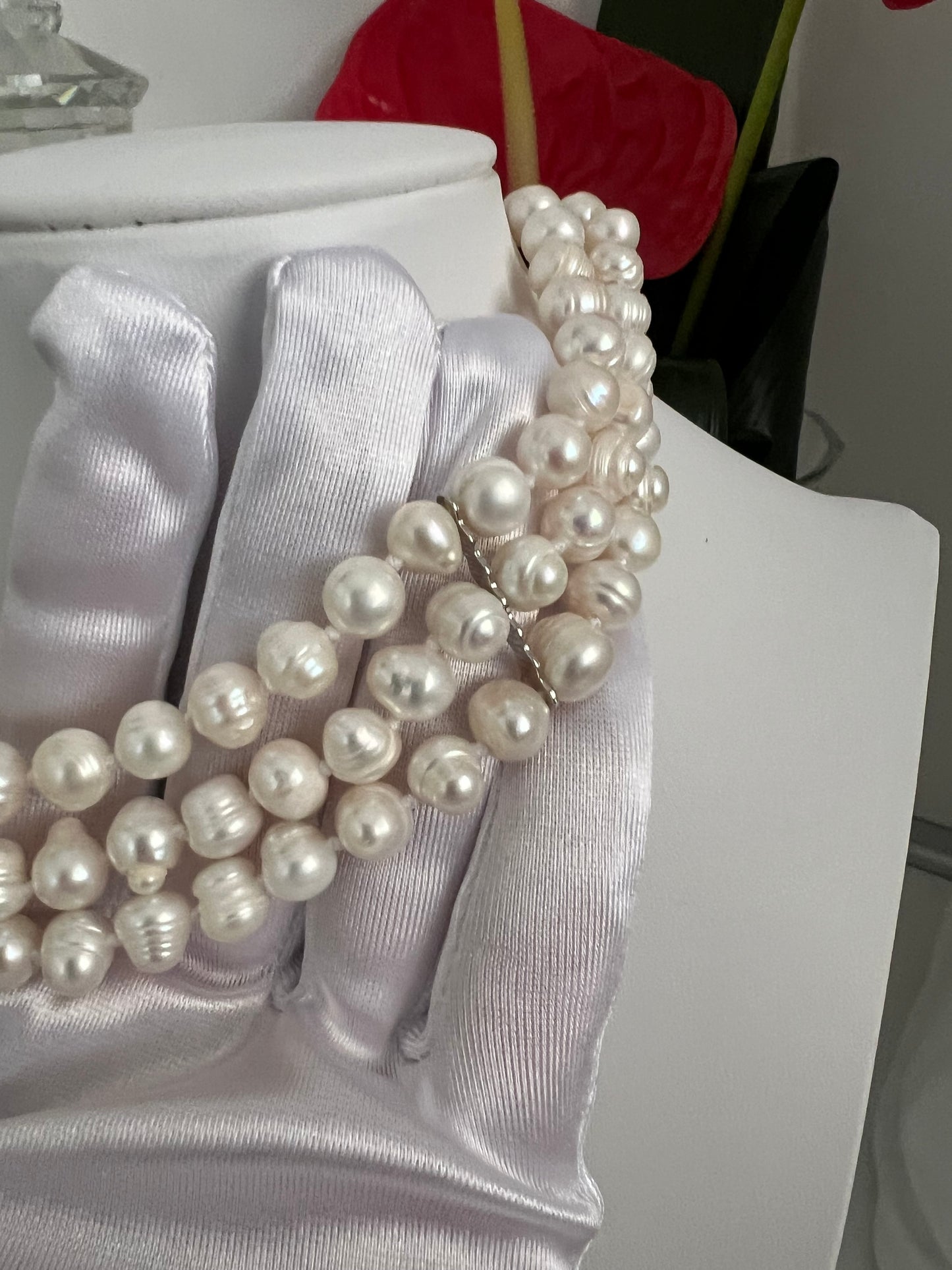Collarino in perla barocca cameo conchiglia