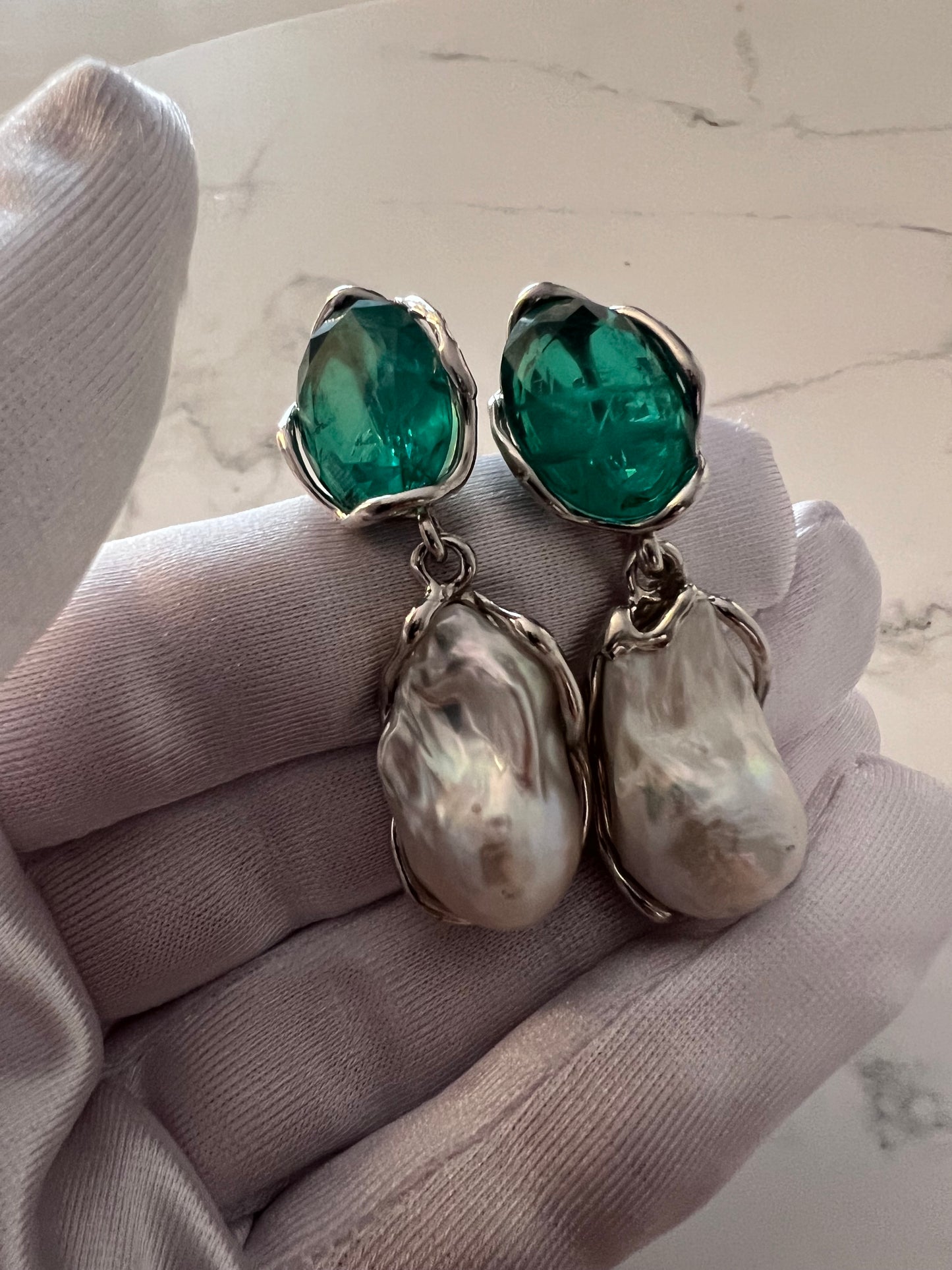 Orecchini in perla barocca