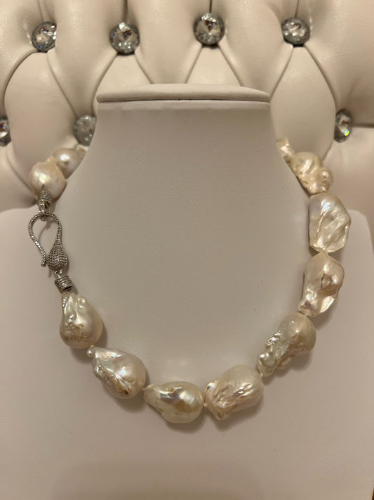 Collier di perle barocche