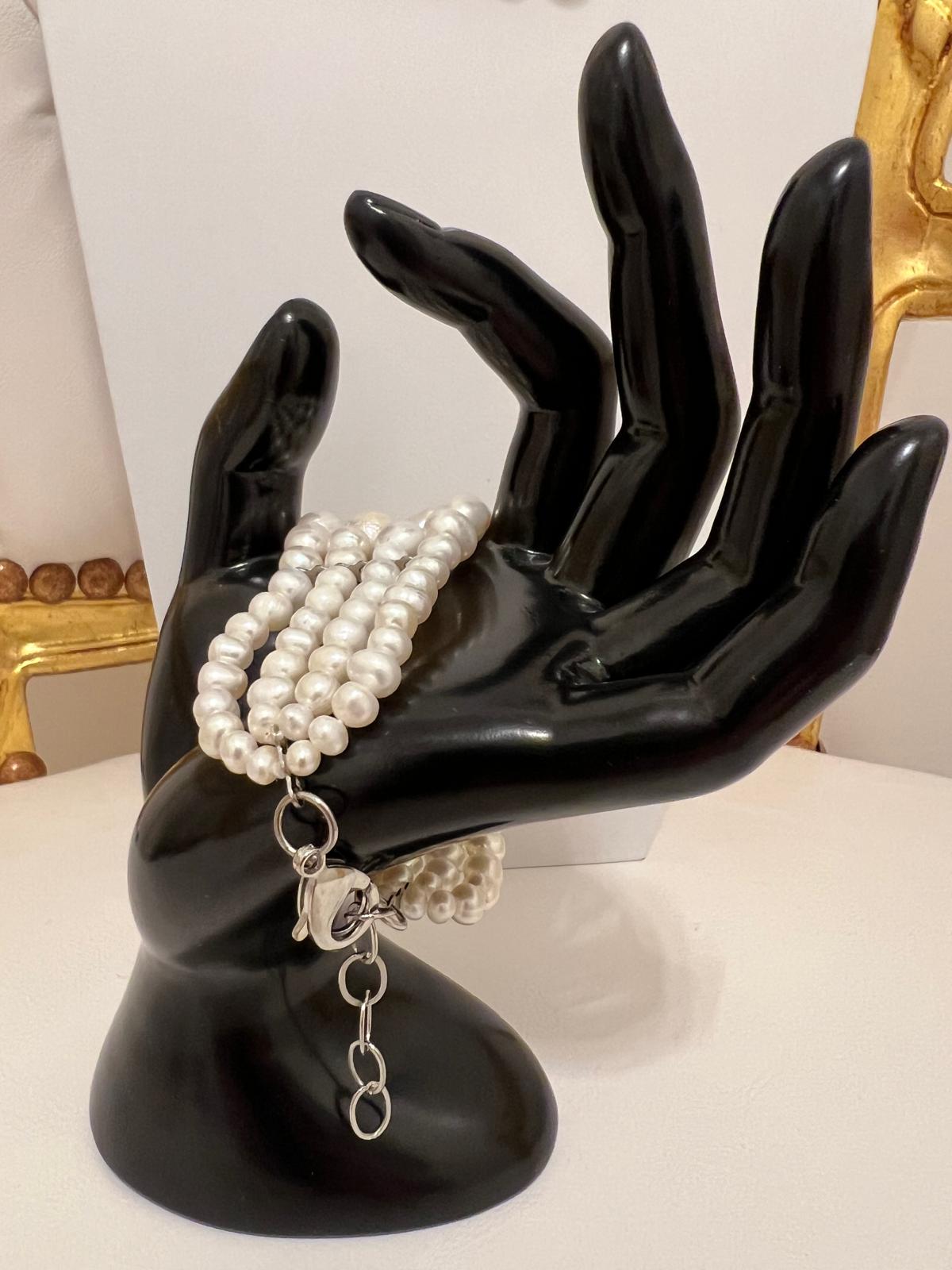 Bracciale coordinato a collana in perle